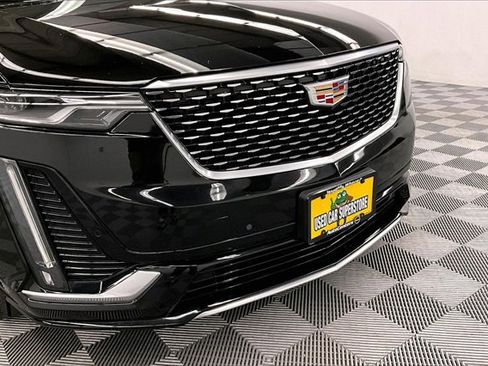 Used 2024 Cadillac XT6 Premium Luxury image 32