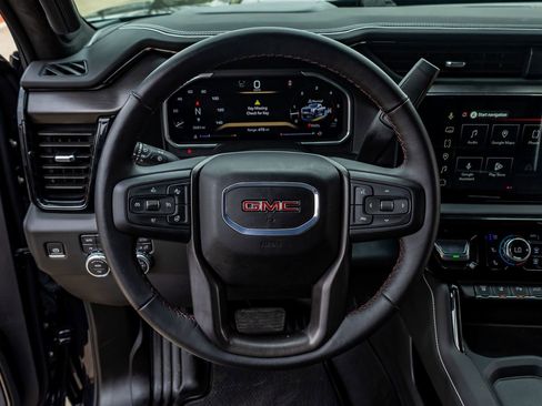 Used 2026 GMC Sierra 2500 AT4X image 19