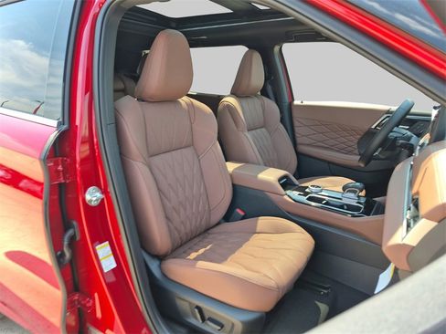 New 2025 Mitsubishi Outlander SEL image 26