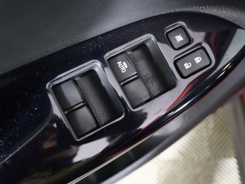 New 2025 Mitsubishi Eclipse Cross LE image 42