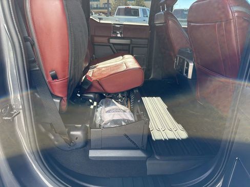 Used 2022 Ford F350 Platinum image 42