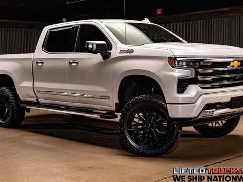 Used 2025 Chevrolet Silverado 1500 High Country w/ High Country Premium Package image 1