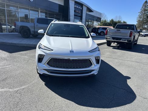 New 2026 Buick Encore GX Avenir image 13
