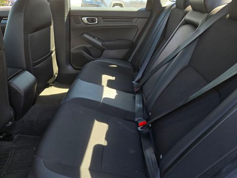 Used 2025 Honda Civic Sport image 4
