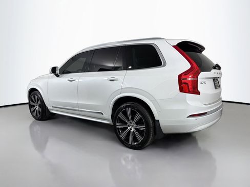 Certified 2023 Volvo XC90 B6 Ultimate w/ Lounge Package image 8