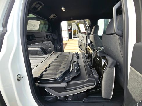 New 2026 GMC Sierra EV Elevation w/ Premium Package image 20