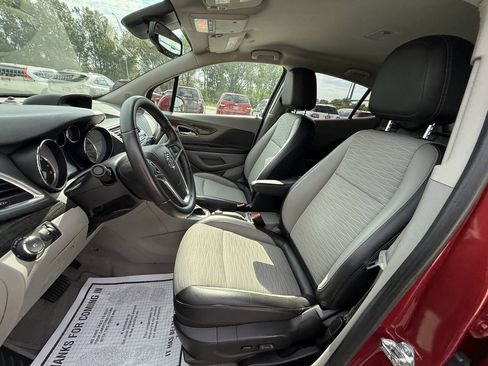Used 2015 Buick Encore Convenience FWD image 21