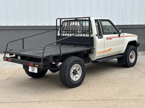 Used 1986 Toyota Pickup SR5 image 18