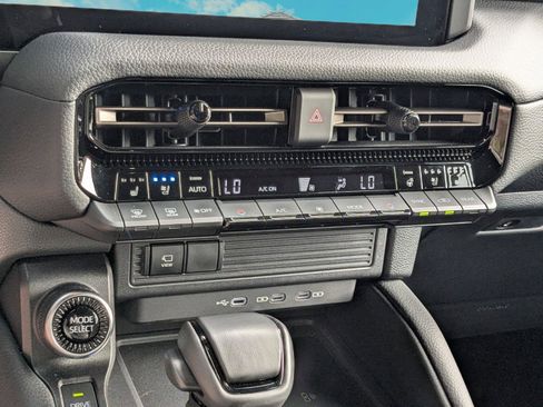 Used 2025 Toyota Land Cruiser w/ Premium Package AWD/4WD image 15