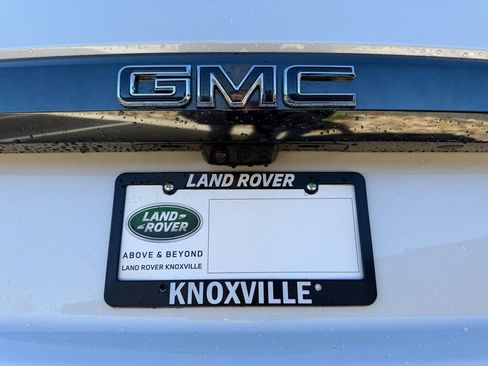 Used 2024 GMC Yukon Denali Ultimate image 18