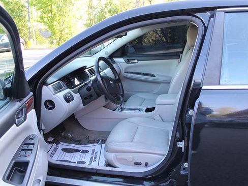 Used 2007 Chevrolet Impala SS w/ Convenience Package FWD image 10