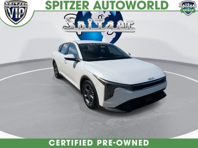 Certified 2025 Kia K4 FWD image 2