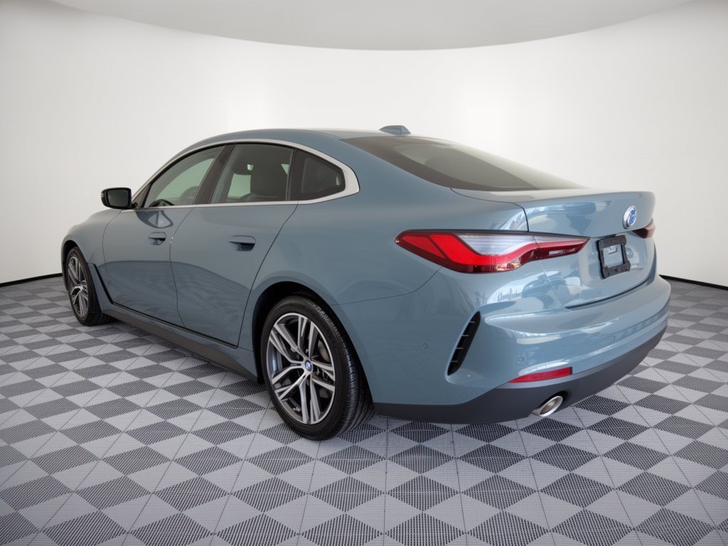 Used 2026 BMW 430i w/ Premium Package RWD image 3