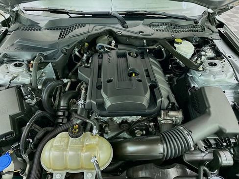 Used 2020 Ford Mustang Premium image 29