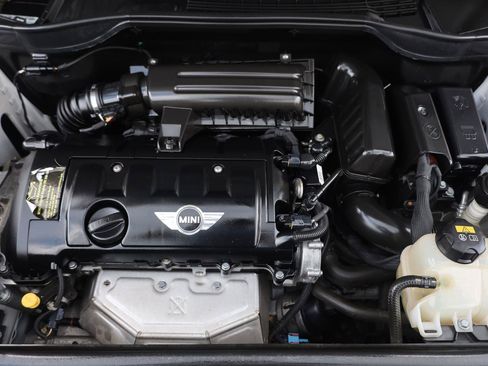 Used 2016 MINI Cooper Countryman FWD image 10