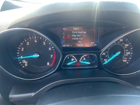 Used 2018 Ford Escape Titanium image 14