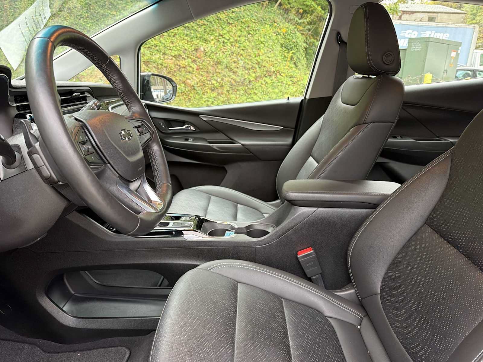 Used 2023 Chevrolet Bolt LT w/ Infotainment Package FWD image 20