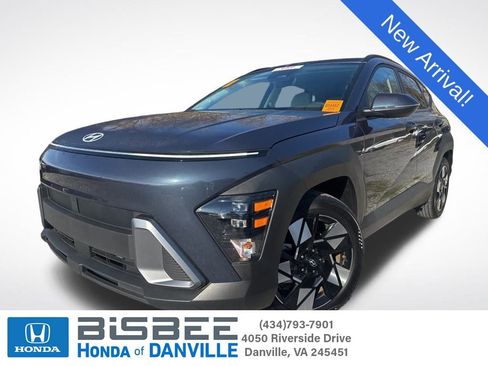 Used 2025 Hyundai Kona SEL image 1