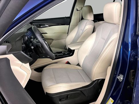 Used 2023 Buick Envision Preferred FWD image 8
