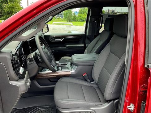 Used 2026 Chevrolet Silverado 1500 LT Trail Boss w/ Convenience Package II AWD/4WD image 23