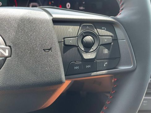 New 2026 Nissan Sentra SR w/ SR Premium Package FWD image 22