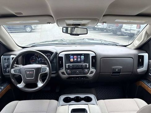 Used 2018 GMC Sierra 1500 SLE w/ SLE Value Package AWD/4WD image 12