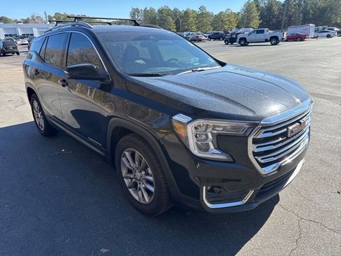 Used 2022 GMC Terrain SLT w/ Infotainment Package II image 7