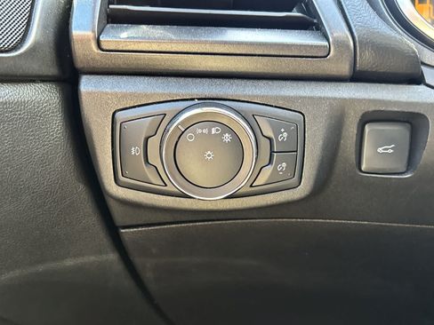 Used 2017 Ford Fusion Titanium FWD image 8