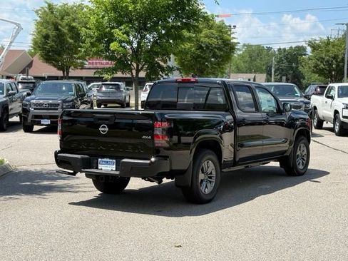 New 2026 Nissan Frontier SV w/ Tow Package AWD/4WD image 4