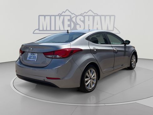 Used 2015 Hyundai Elantra SE w/ Option Group 02 FWD image 5