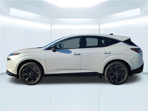 New 2026 Nissan Murano Platinum image 2