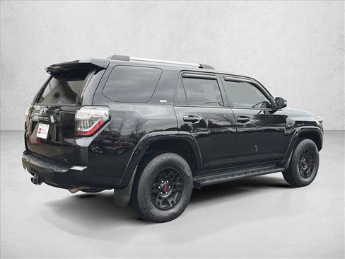 Certified 2020 Toyota 4Runner SR5 Premium image 5