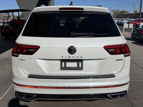 Used 2022 Volkswagen Tiguan SEL R-Line image 13
