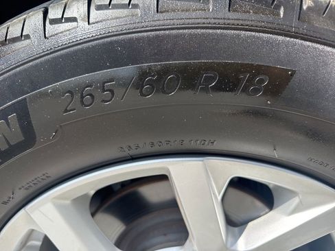 Used 2023 Jeep Grand Cherokee Limited w/ Luxury Tech Group II image 35