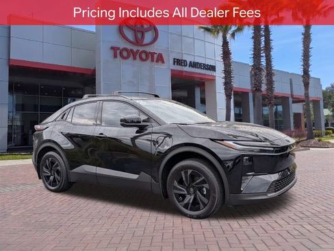 Certified 2026 Toyota C-HR AWD/4WD image 1