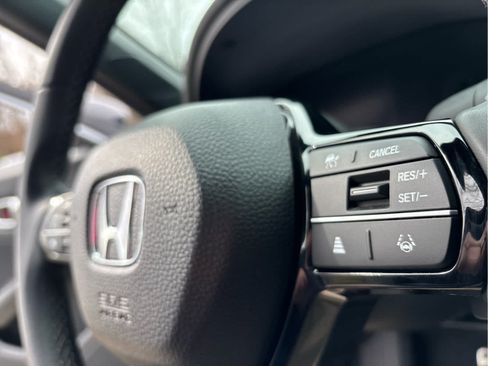 Used 2024 Honda Civic Sport image 11
