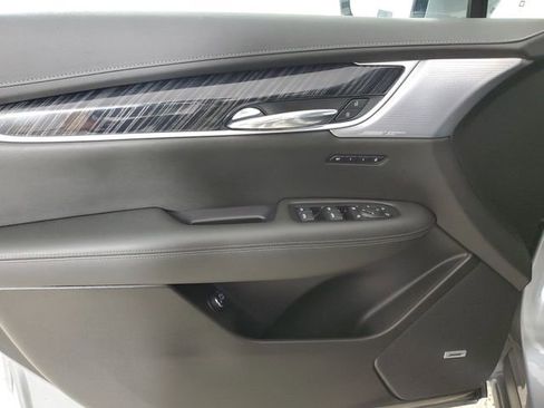 Used 2024 Cadillac XT6 Premium Luxury w/ LPO, Floor Liner Package AWD/4WD image 20