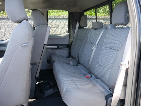 Used 2018 Ford F150 XLT w/ Equipment Group 302A Luxury AWD/4WD image 15