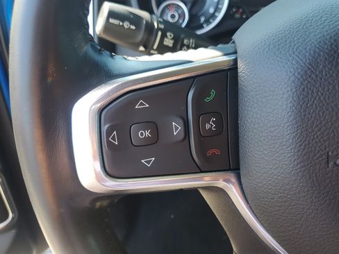 Used 2022 RAM 1500 Laramie AWD/4WD image 16