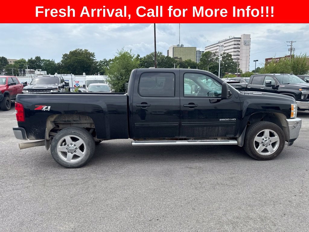 Used 2011 Chevrolet Silverado 2500 LTZ w/ LTZ Plus Package AWD/4WD image 26