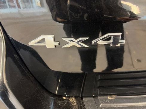 Used 2018 Jeep Grand Cherokee Laredo image 7