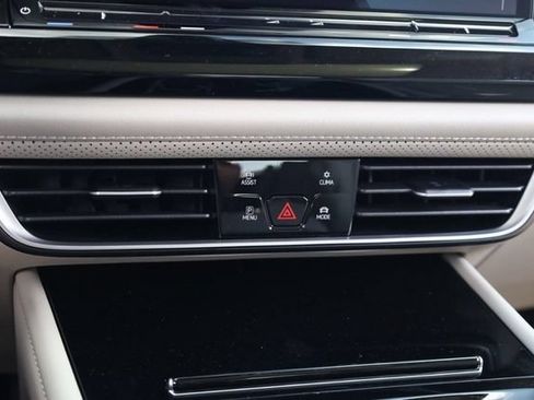 New 2026 Volkswagen Atlas SE AWD/4WD image 14