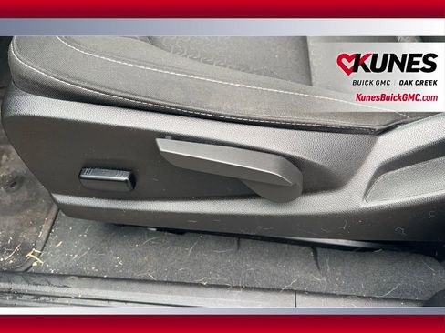 Used 2022 GMC Canyon Elevation image 14