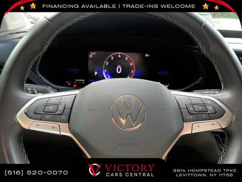 Used 2023 Volkswagen Taos SE image 35