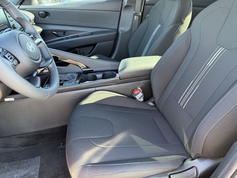 Certified 2026 Hyundai Elantra Sport FWD image 19