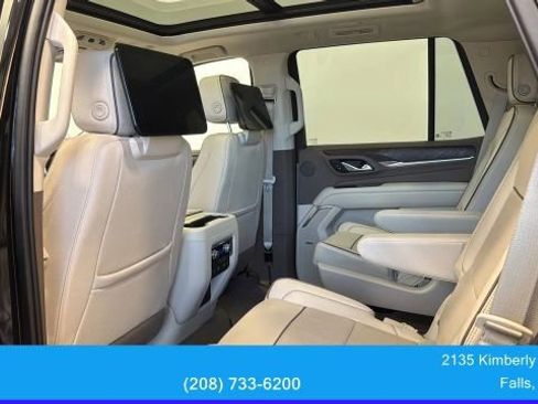 Used 2023 GMC Yukon Denali w/ Advanced Technology Package AWD/4WD image 28