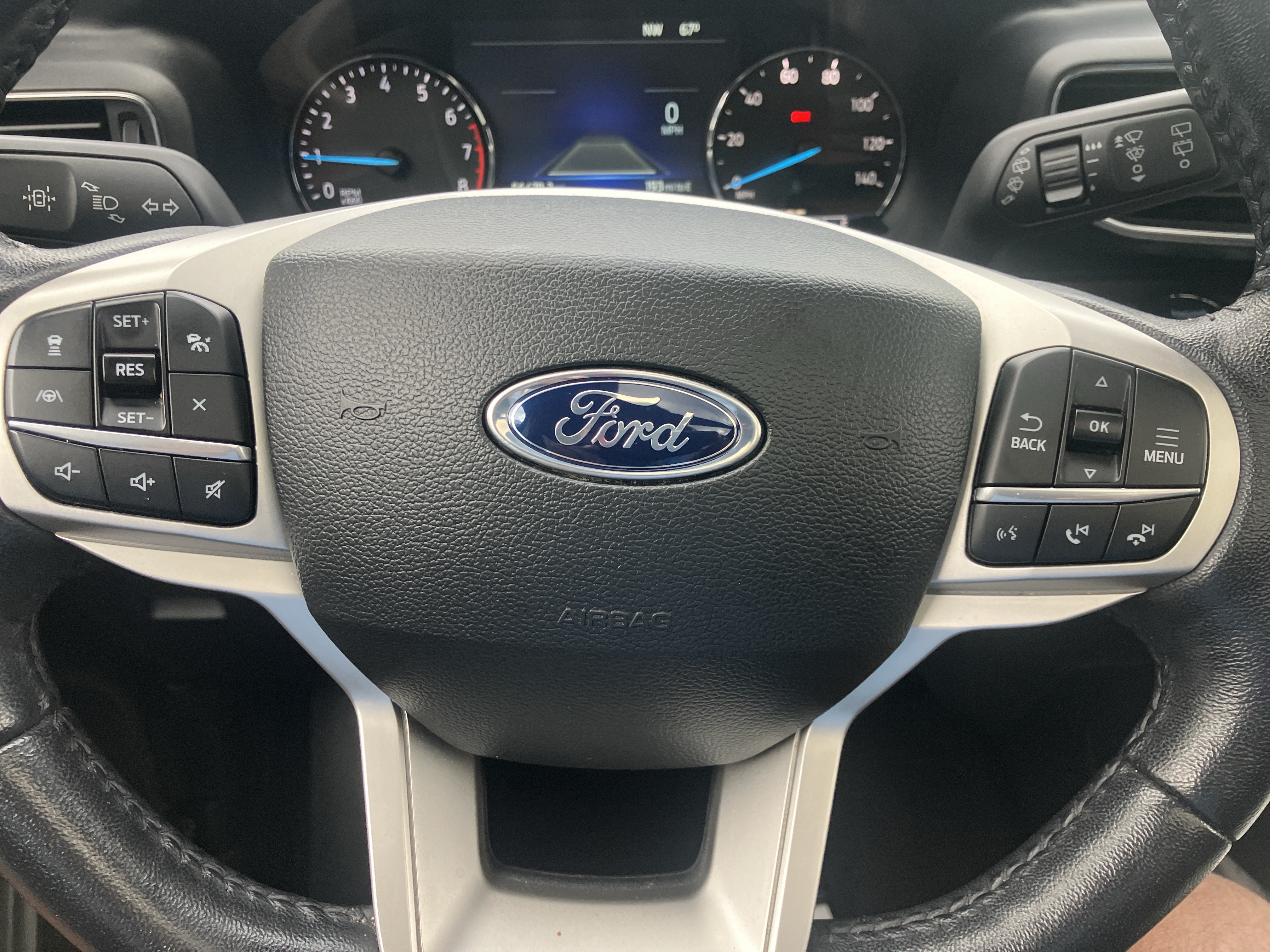 Certified 2023 Ford Explorer Limited AWD/4WD image 24