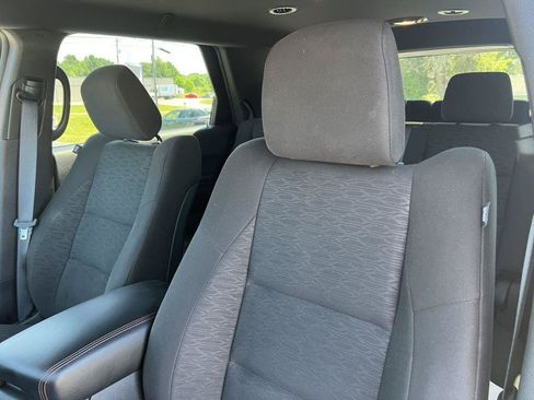 Used 2023 Dodge Durango GT AWD/4WD image 12