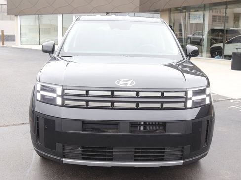 New 2025 Hyundai Santa Fe SE image 10