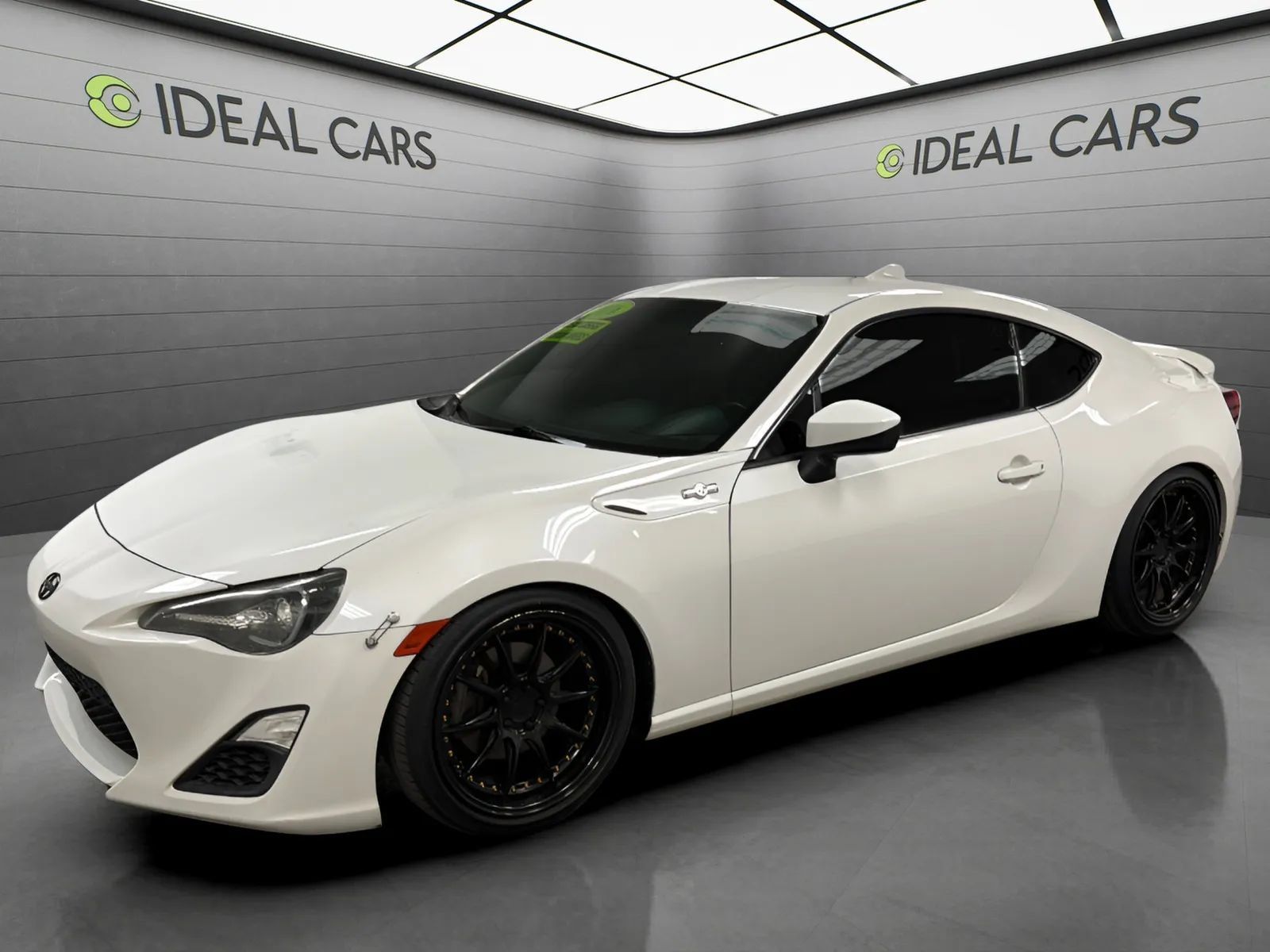 Used 2016 Scion FR-S RWD image 1